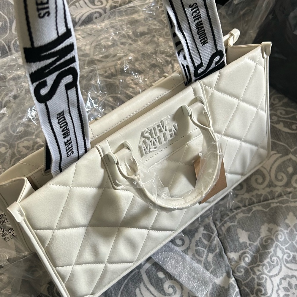 White Steve Madden bag